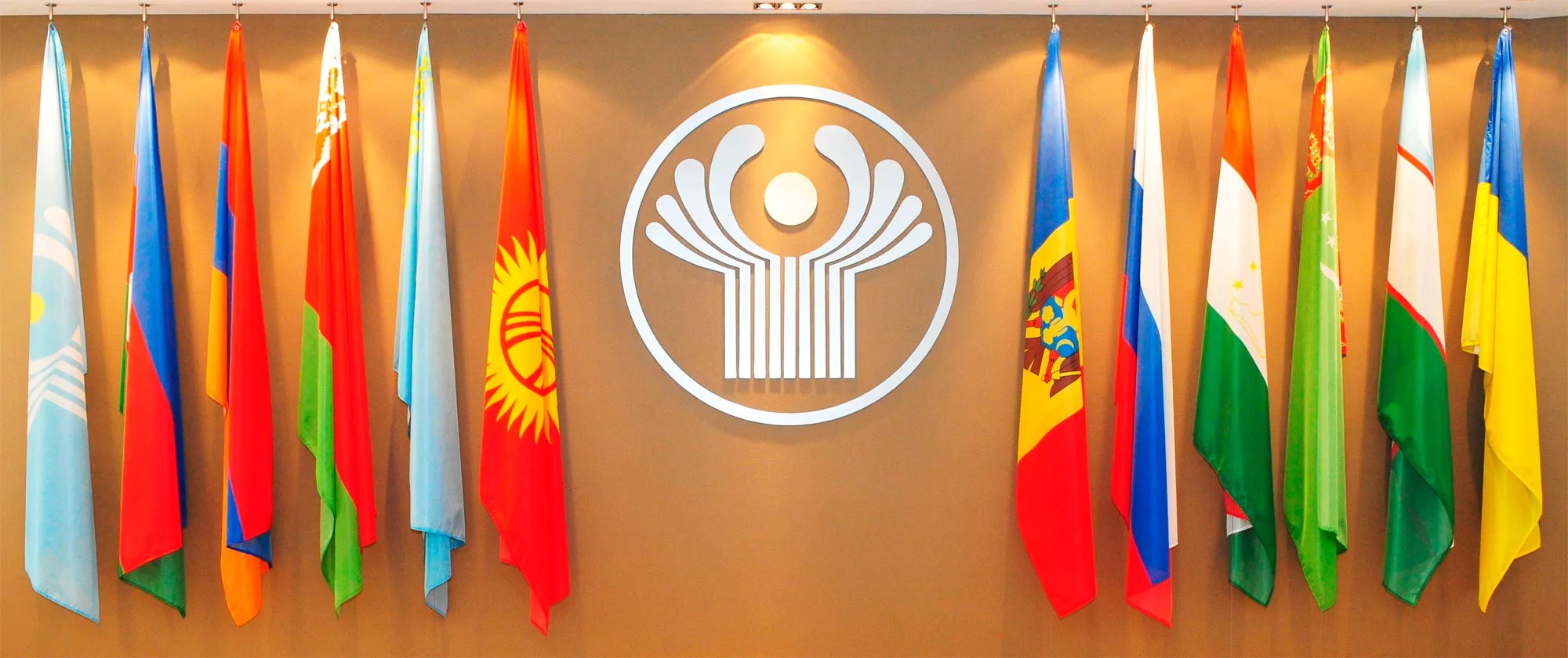 MDB ölkələrinin Baş nazirləri 18 sənəd imzalayıblar