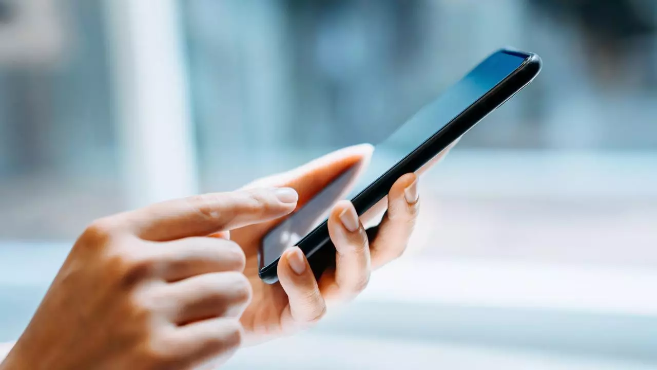 Braziliyada məktəblərdə telefon qadağan edildi