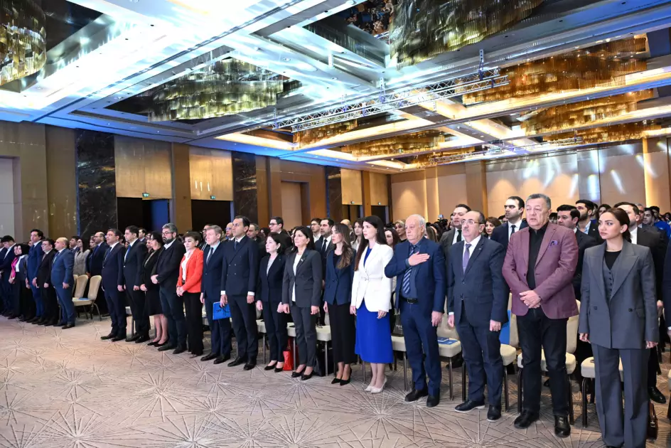 Bakıda “Media savadlılığı” konfransı keçirilib - YENİLƏNİB - FOTOLAR