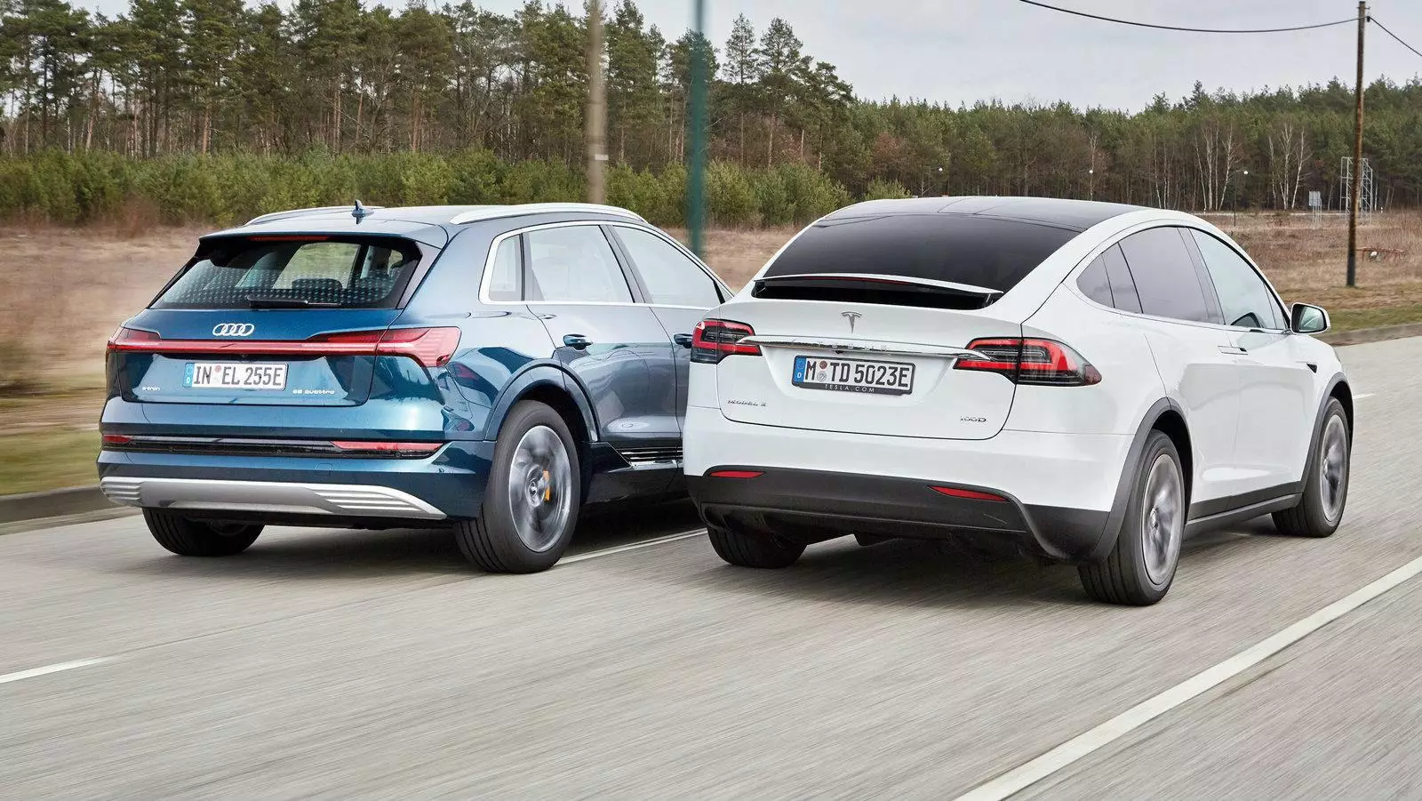 Qlobal avtomobil satışında bir ilk: "Tesla" "Audi"ni geridə qoydu