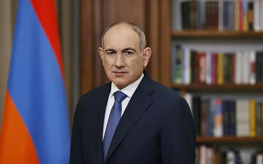 Nikol Paşinyan Ağ Evdə mətbuata bəyanatla çıxış edib