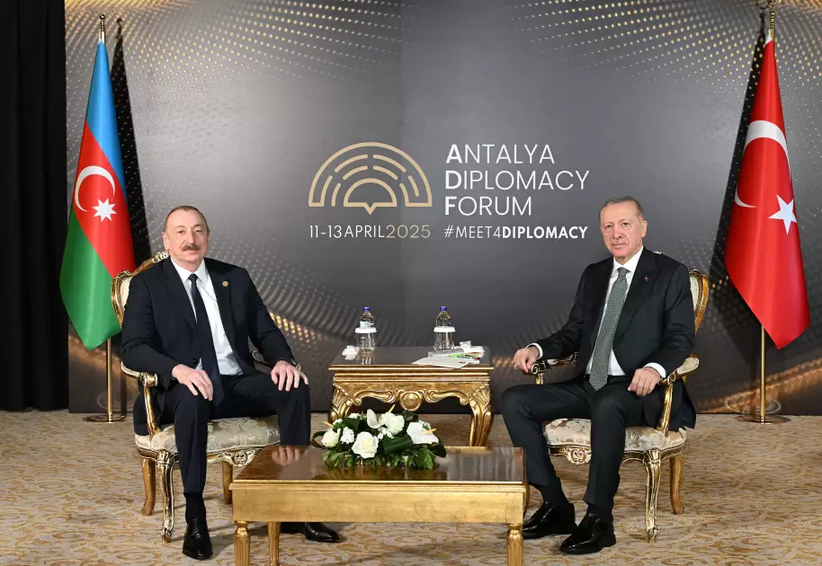 Antalyada Azərbaycan və Türkiyə prezidentlərinin görüşü keçirilib - YENİLƏNİB 2
