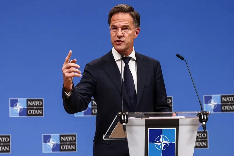 Rutte: NATO ölkələri Kiyev üçün ABŞ-dən 2 milyard dollarlıq silah alıb