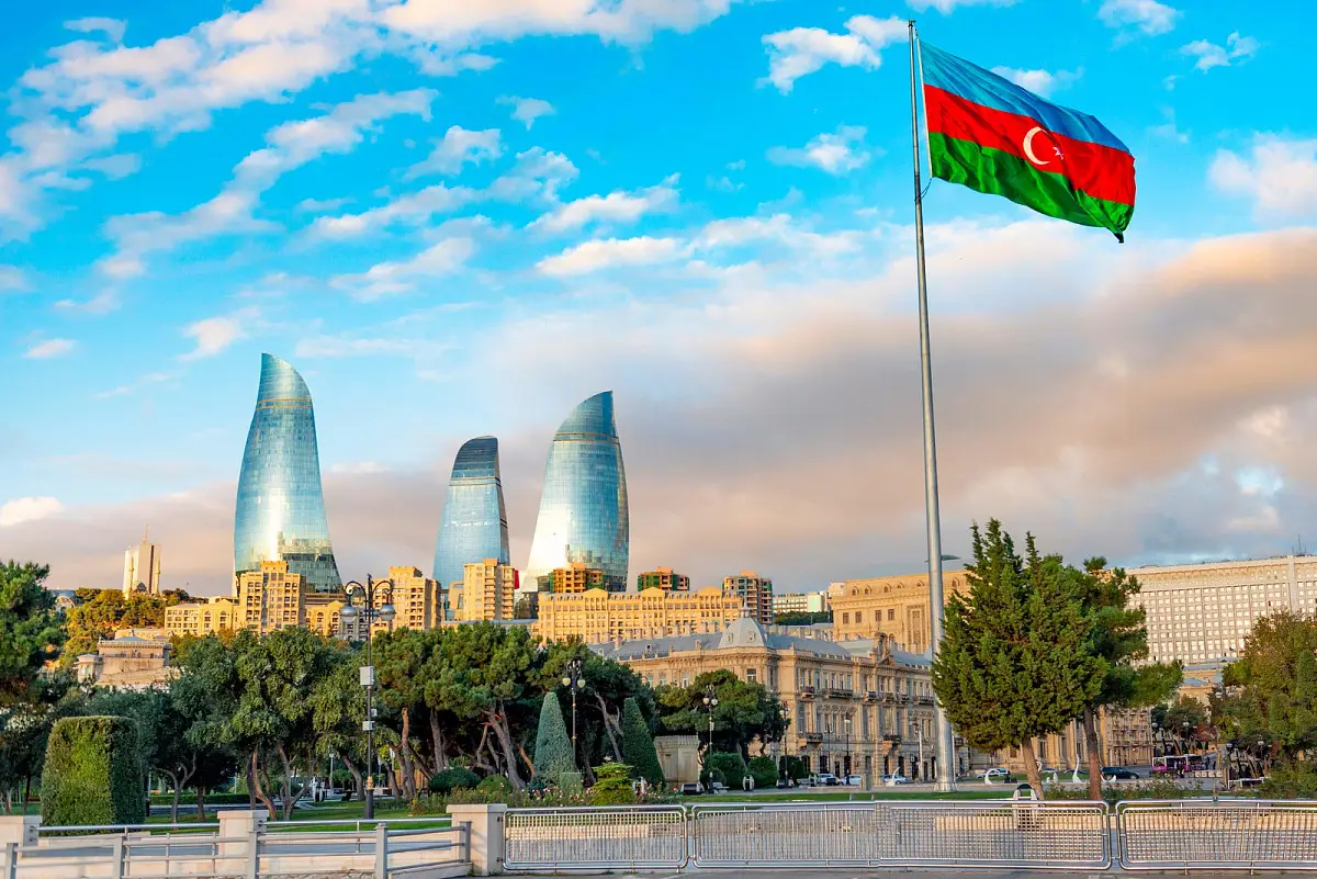 Azərbaycan: regional iqtisadi güc mərkəzi və iqtisadi klasterlər