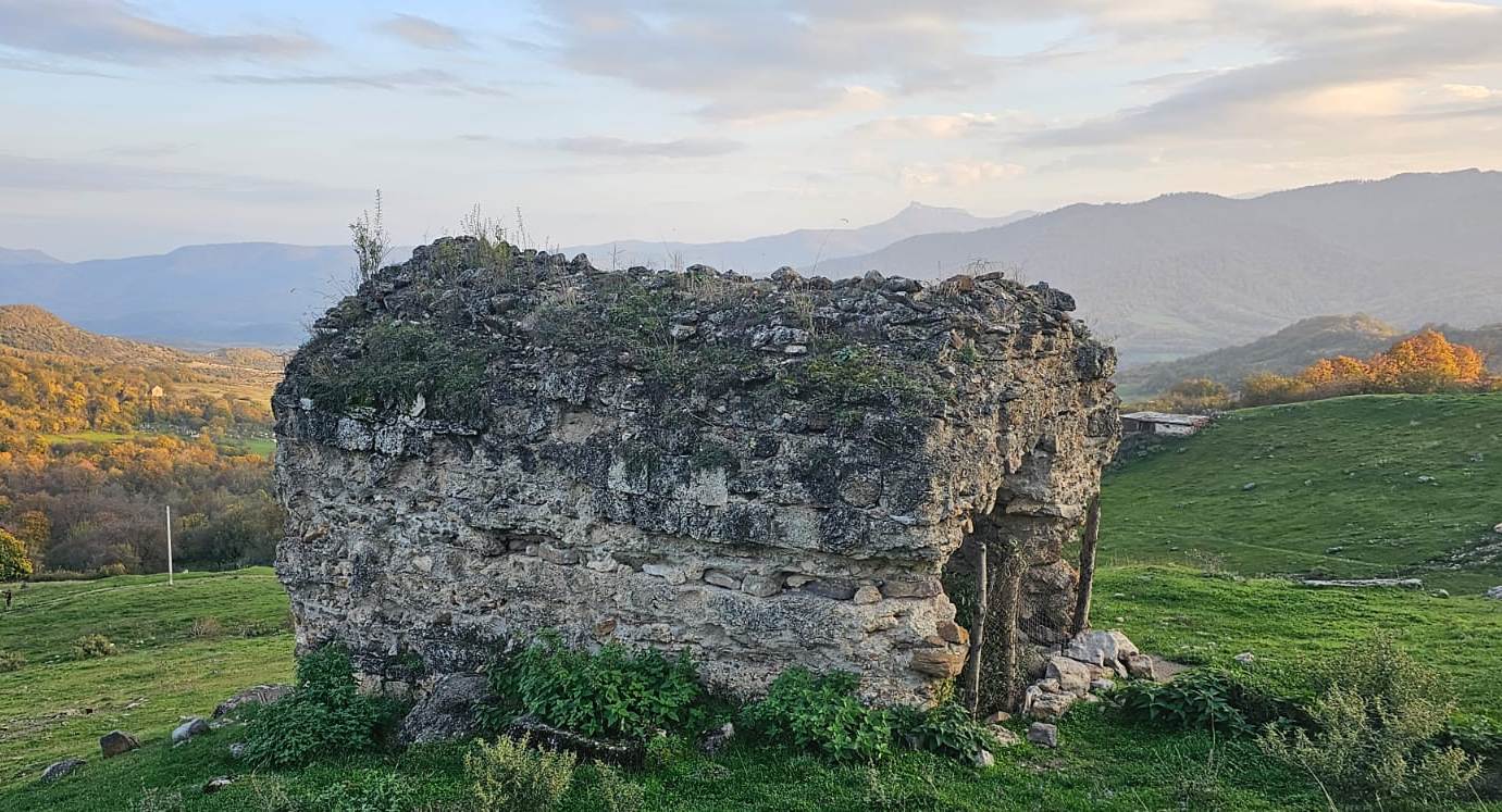 Azad edilmiş ərazilərdə daha 25 abidə inventarlaşdırılıb - FOTO
