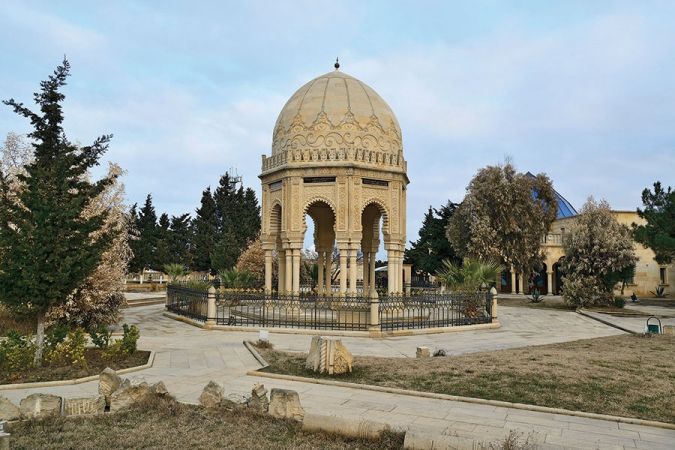 Pir Həsən ziyarətgahında yarım milyonluq təmir işlərini bu şirkət həyata keçirəcək