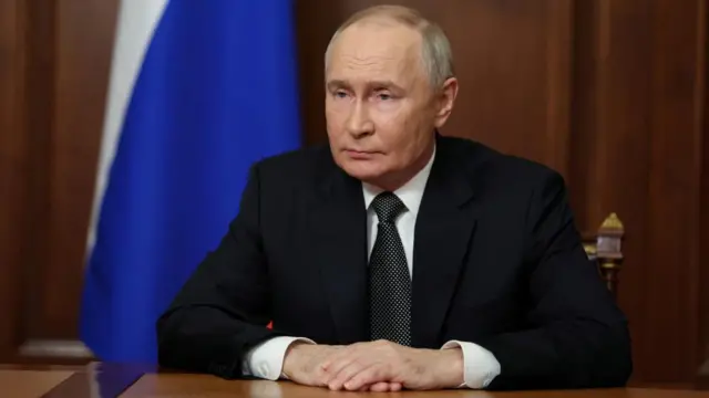 Putin Hindistana səfər edib