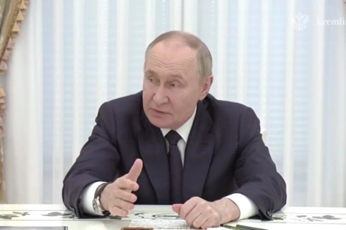 Putin: ABŞ Ukrayna münaqişəsinin həllinə müdaxilə etməməlidir