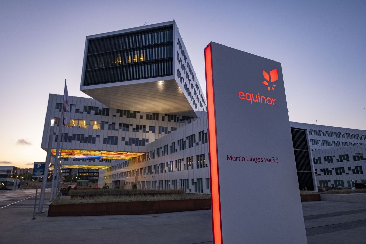 "Equinor" iki təbii qaz yatağı kəşf edib 