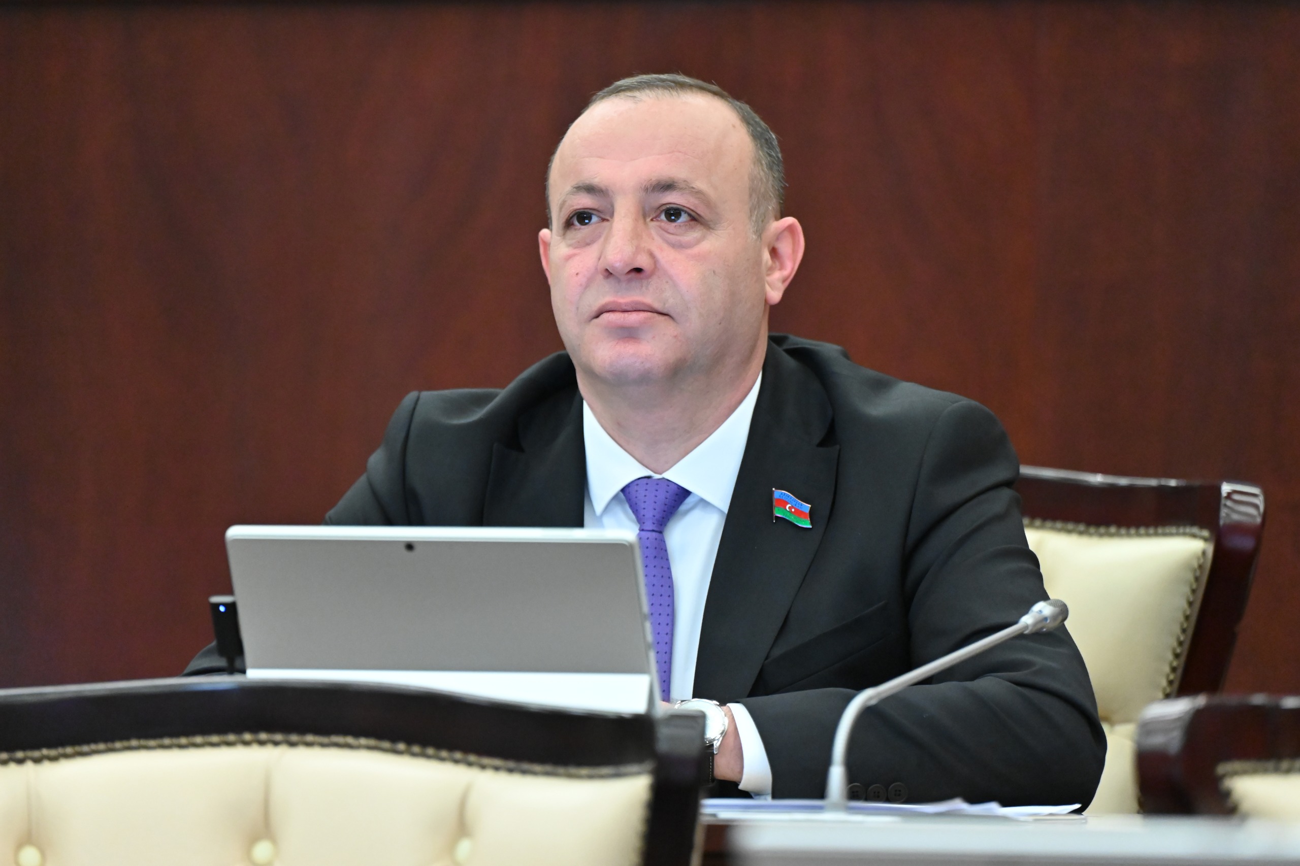 “Dövlət dilimizi qorumalı və inkişaf etdirməliyik” - Deputat