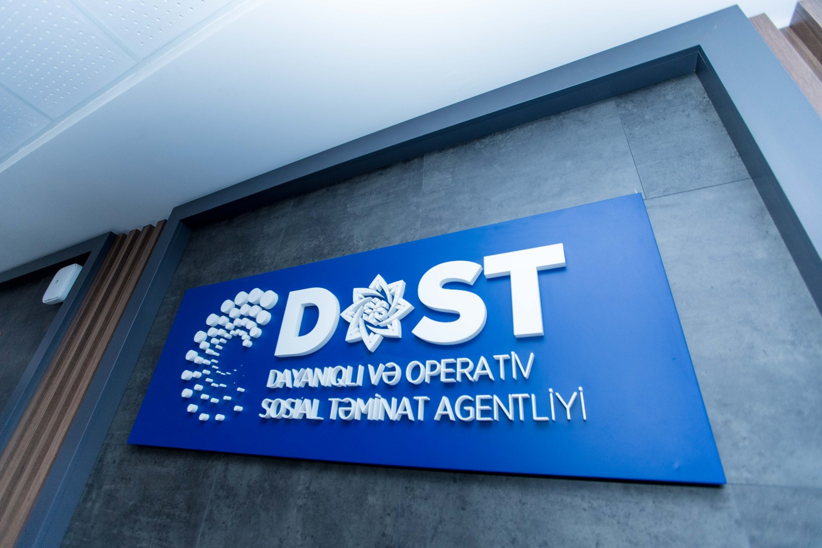 DOST Rəqəmsal İnnovasiyalar Mərkəzinin binasının icarə haqqı artıb