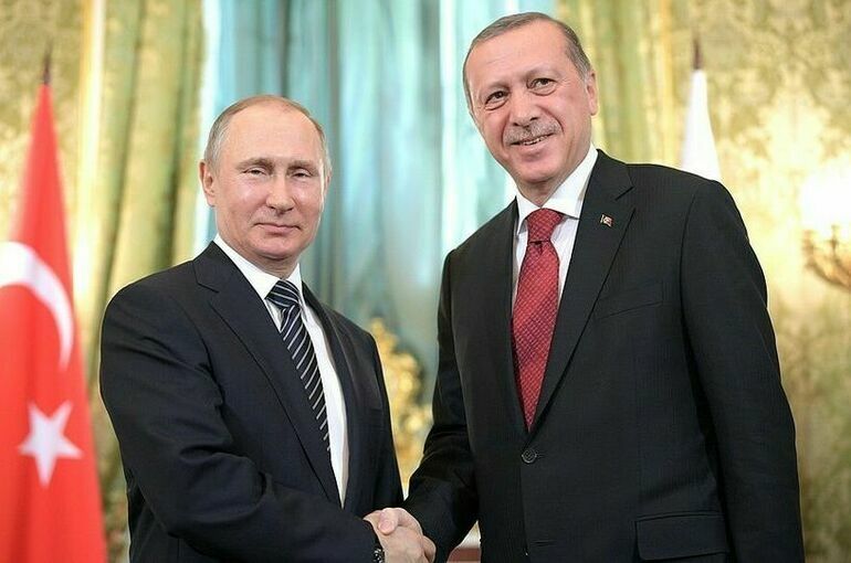 Ərdoğan Aşqabadda Putinlə görüşüb