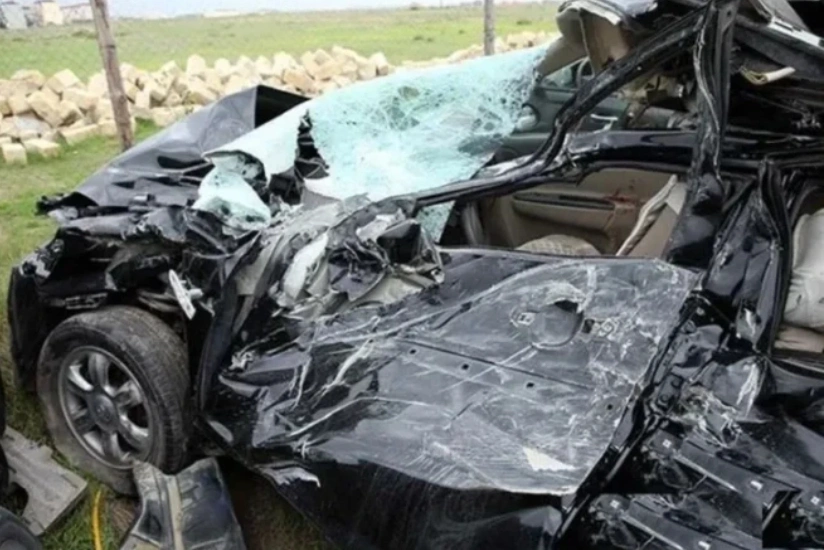 Qazaxda avtomobil hasara çırpılıb, ölən və xəsarət alan var