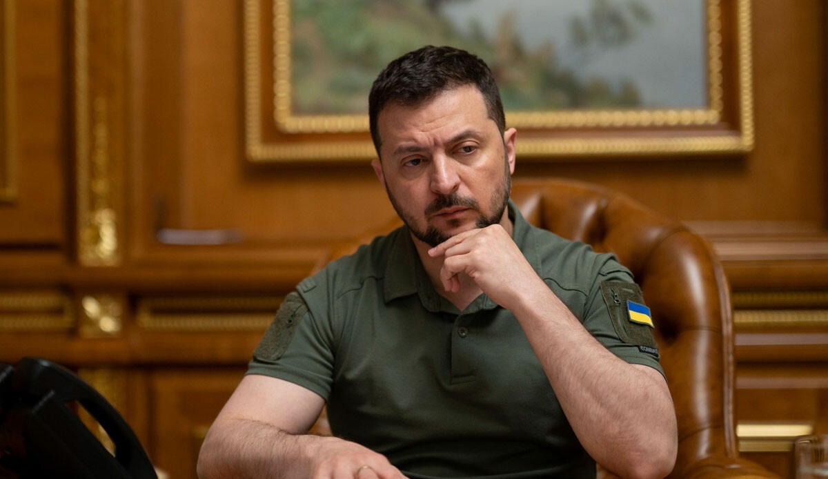 Zelenski: Kiyev 800 min nəfərlik ordunu maliyyələşdirə bilməyəcək