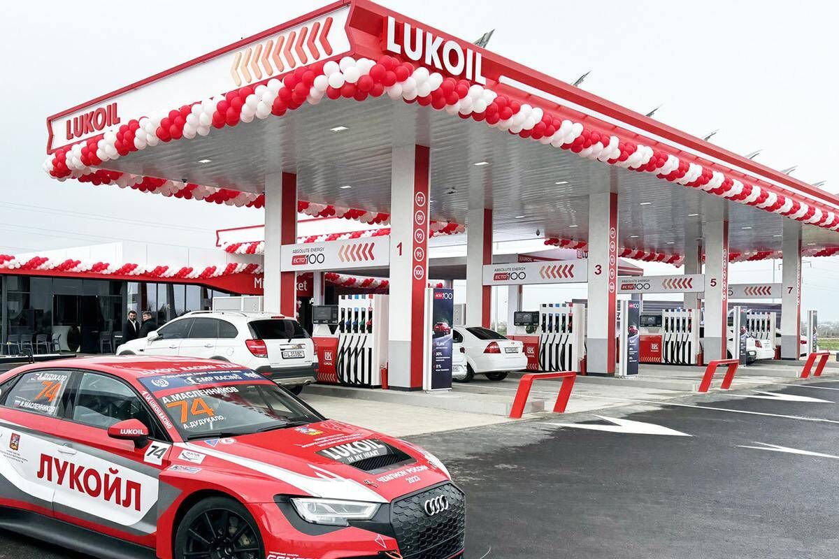 "Lukoil" Yeni il tədbirinə milyonlar xərclədi