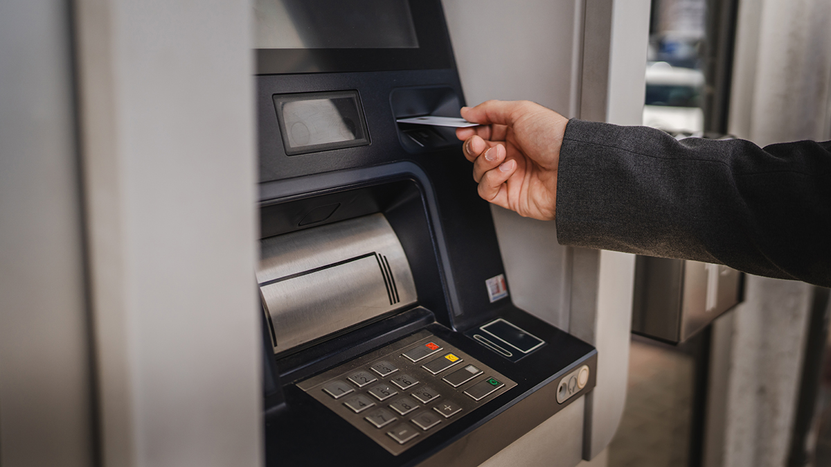 Ən az və ən çox bankomat hansı regiondadır?