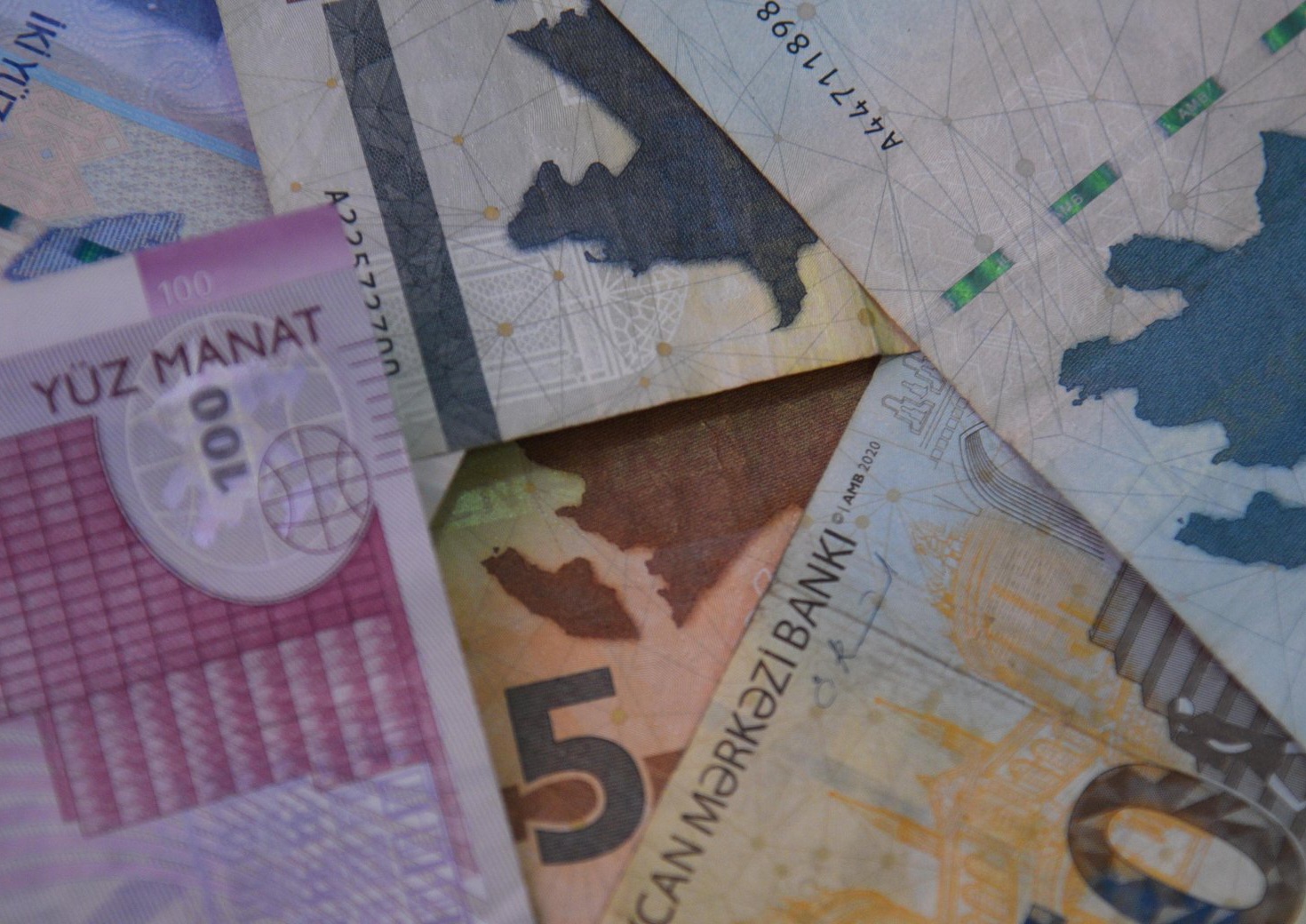 Sənaye sahəsi üzrə biznes kredit portfeli kiçilib