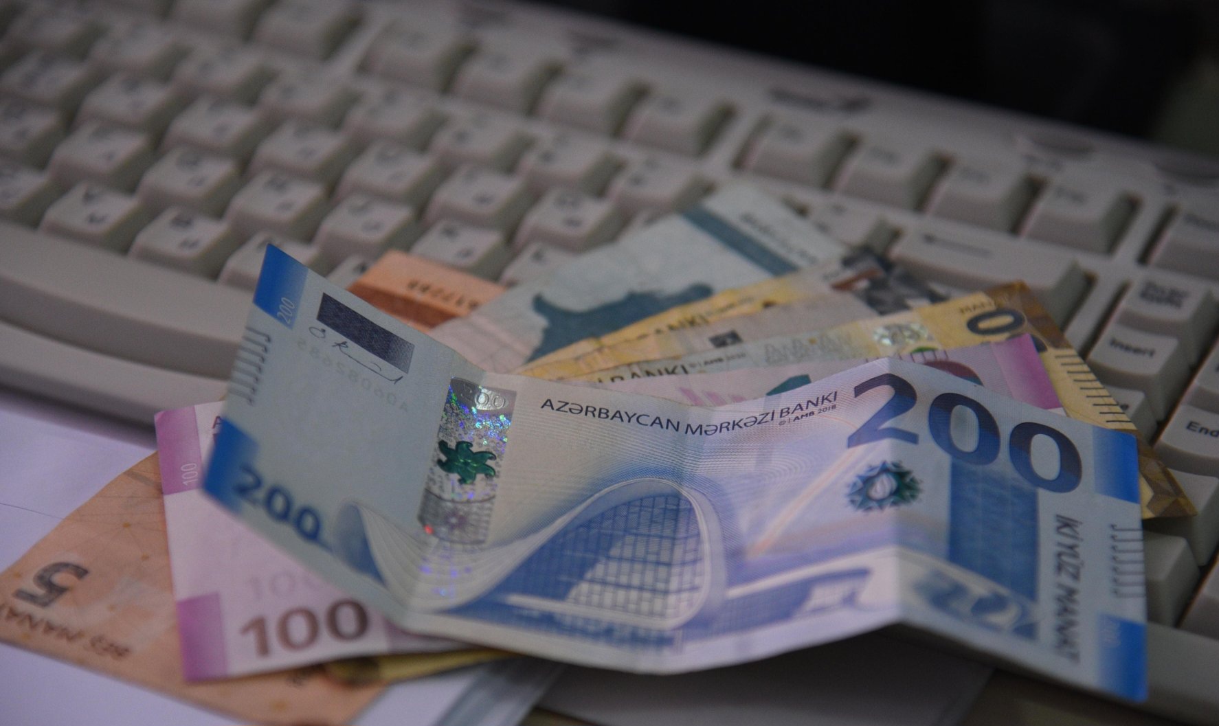 Orta sahibkarlığa verilən kreditlər 2,3 milyard manata yaxınlaşıb