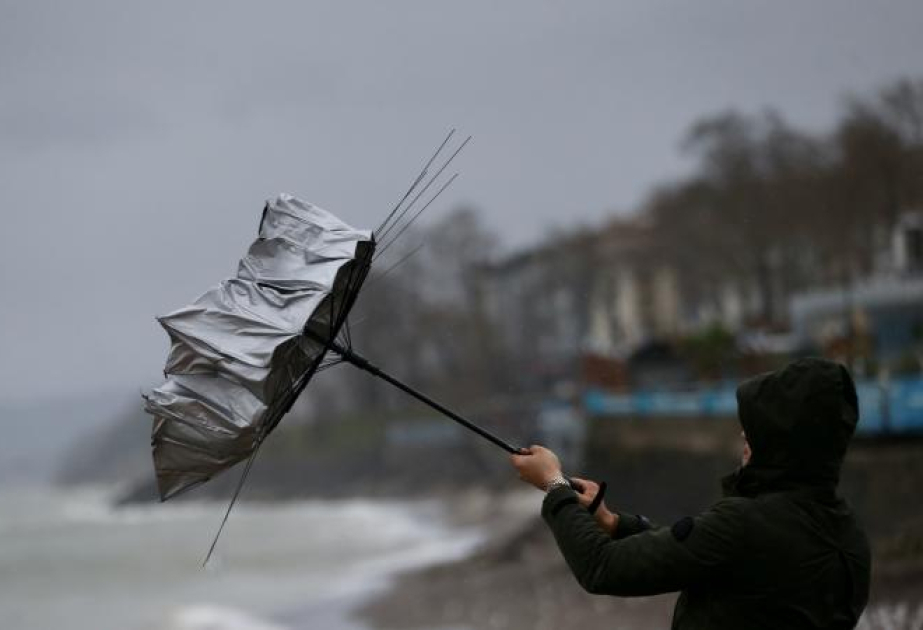 Yağıntılı və küləkli hava şəraiti davam edir - FAKTİKİ HAVA