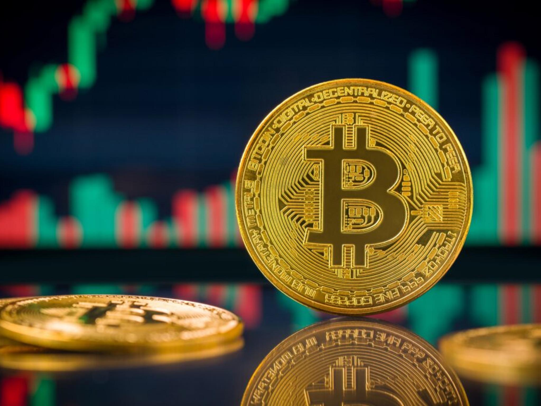 Bitkoin 1% bahalaşdı