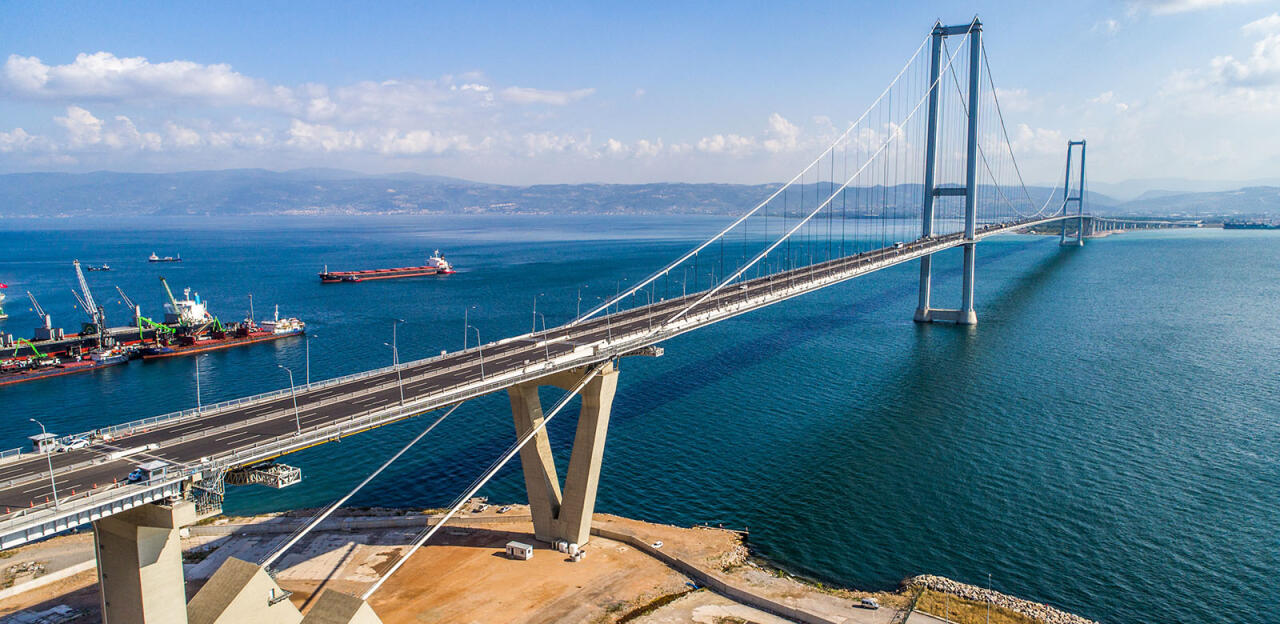 Xəzərin üzərindən Bakının mərkəzinə nəhəng körpü salınır? 