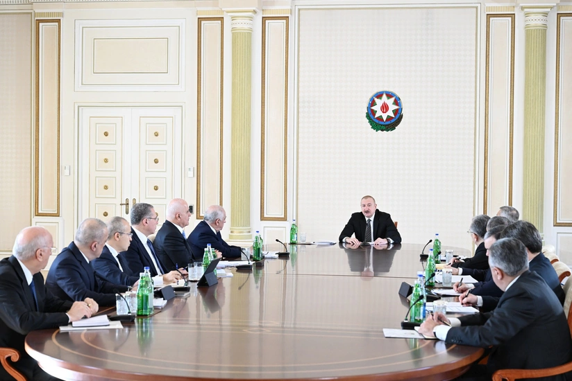 Bakı və Abşeron yarımadasında su təchizatına dair müşavirə keçirilib, Prezident çıxış edib - YENİLƏNİB