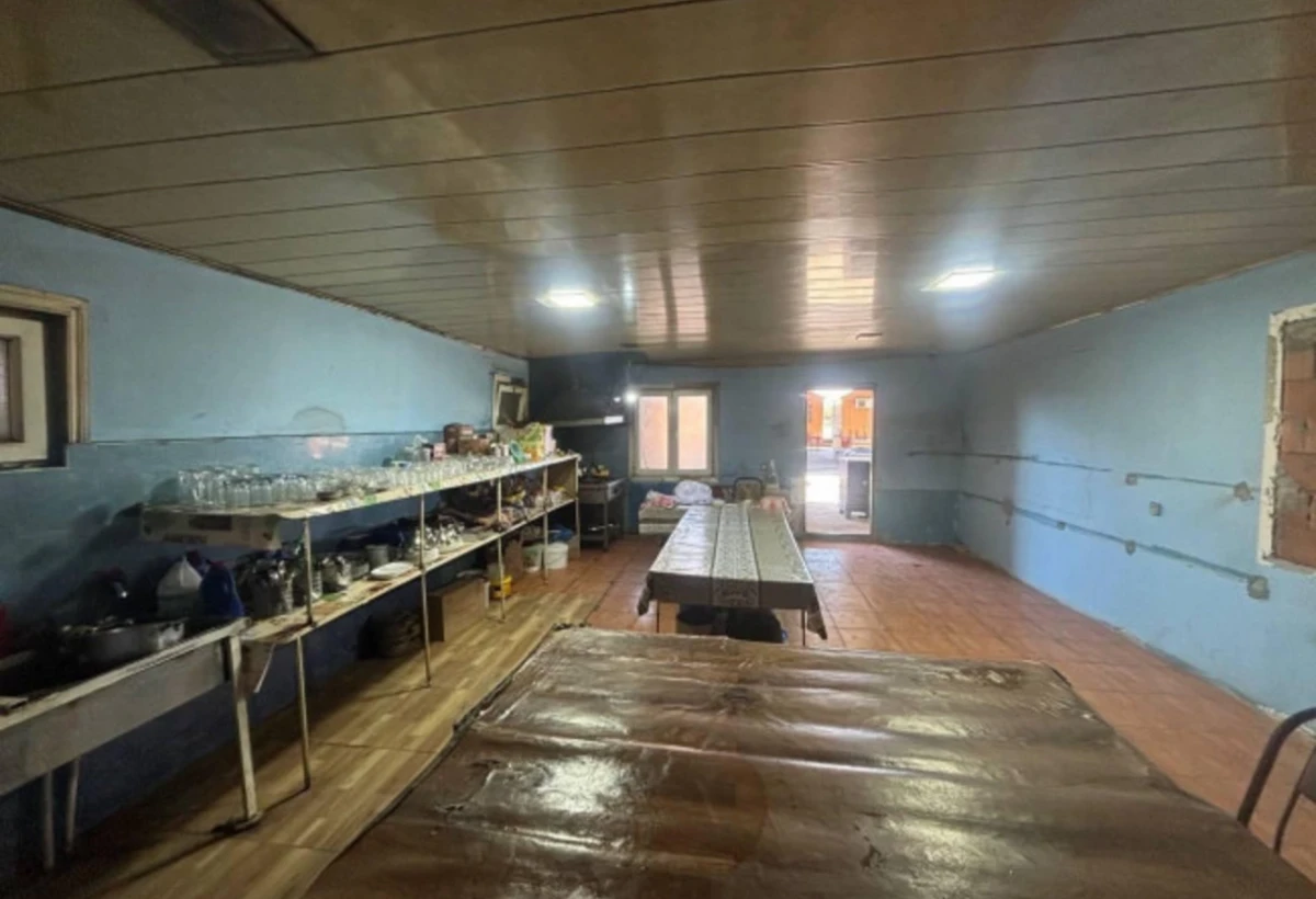 Gigiyenik tələblərə əməl etməyən restoran bağlandı - FOTO