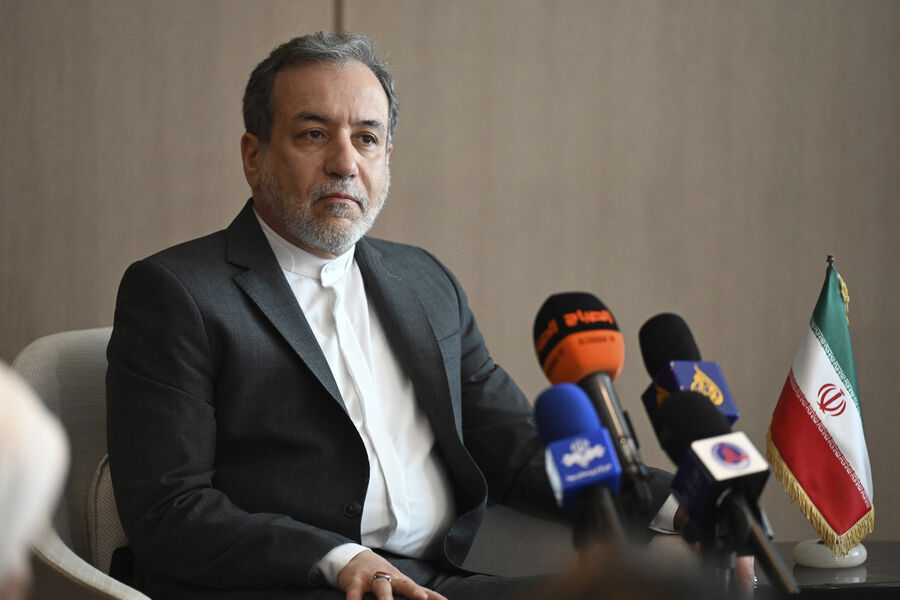 Əraqçi: İran təhdidlər olmadığı təqdirdə nüvə danışıqlarına hazırdır