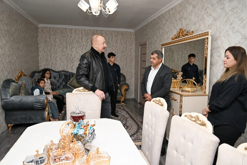  İlham Əliyev Ağdərə rayonunun Aşağı Oratağ kəndində görülmüş işlərlə tanış olub - YENİLƏNİB