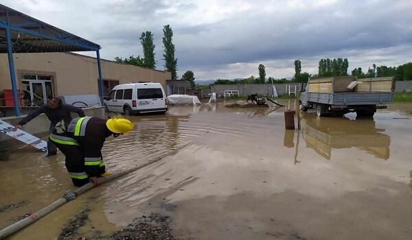 Bakının bu ərazilərində heç vaxt kanalizasiya olmayıb