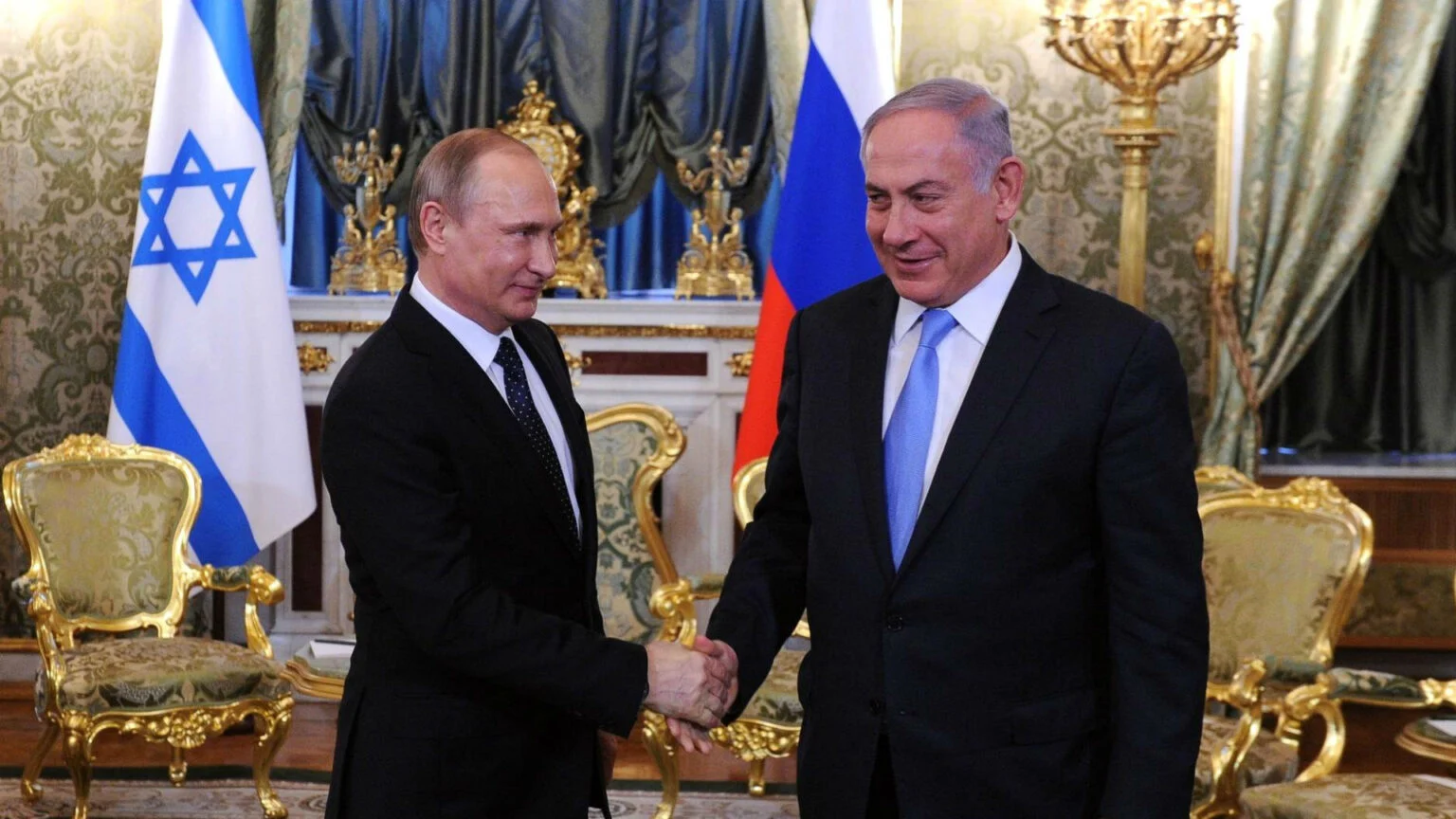 Putin Netanyahu ilə İran ətrafındakı vəziyyəti müzakirə edib
