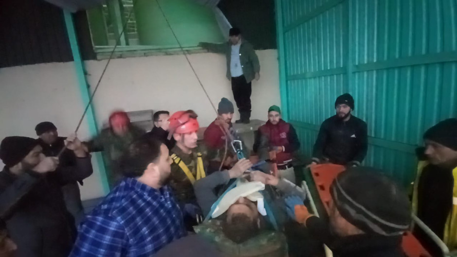  Xaçmazda köməksiz vəziyyətdə qalan kənd sakinini xilas edilib