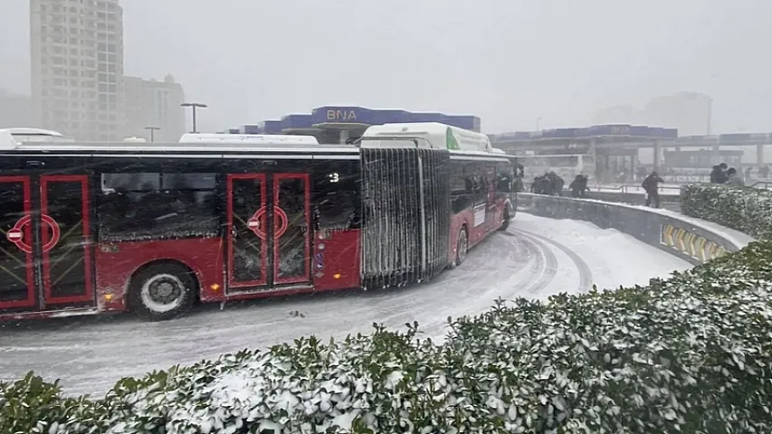 Bəzi istiqamətlərdə avtobuslar gecikə bilər - XƏBƏRDARLIQ