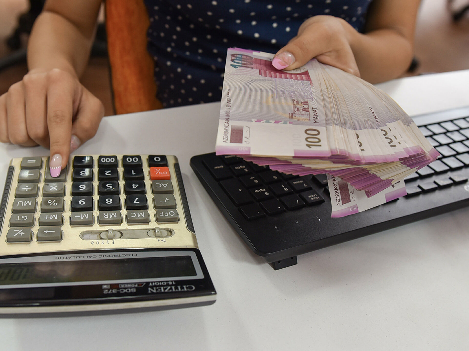 İldə azı bir dəfə minimum əmək haqqının məbləğinə yenidən baxılacaq