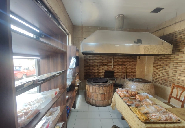 Suraxanıda satılan qutabda at əti aşkarlandı - FOTO
