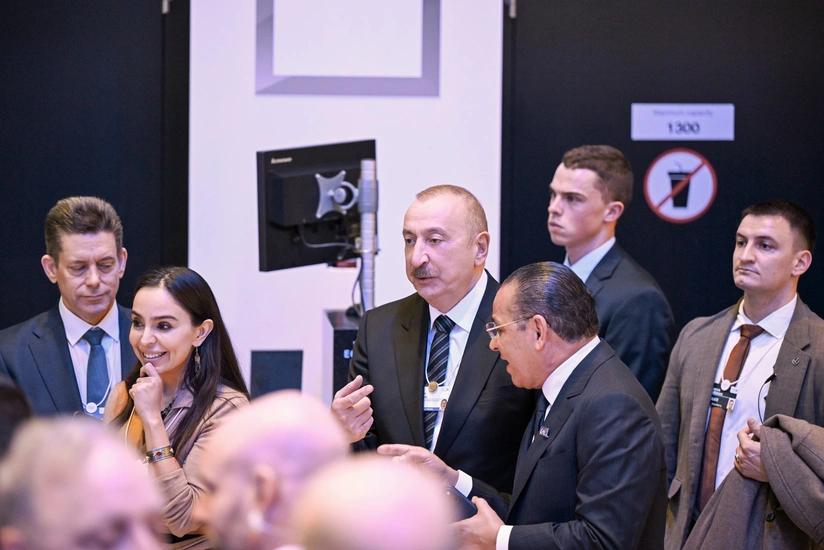 İlham Əliyev Ümumdünya İqtisadi Forumu çərçivəsində panel iclasda iştirak edib - FOTO