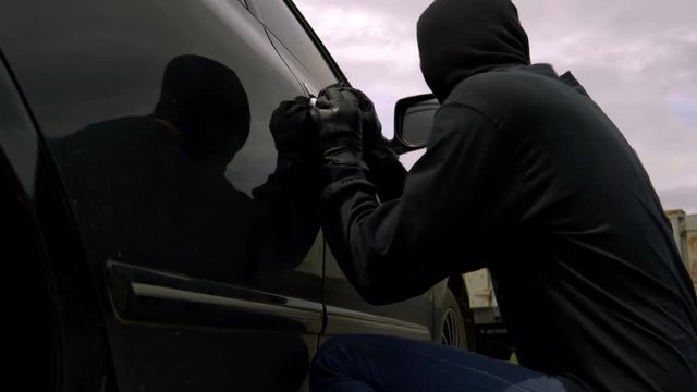 Bakıda oğurluq edən şəxslər saxlanılıblar