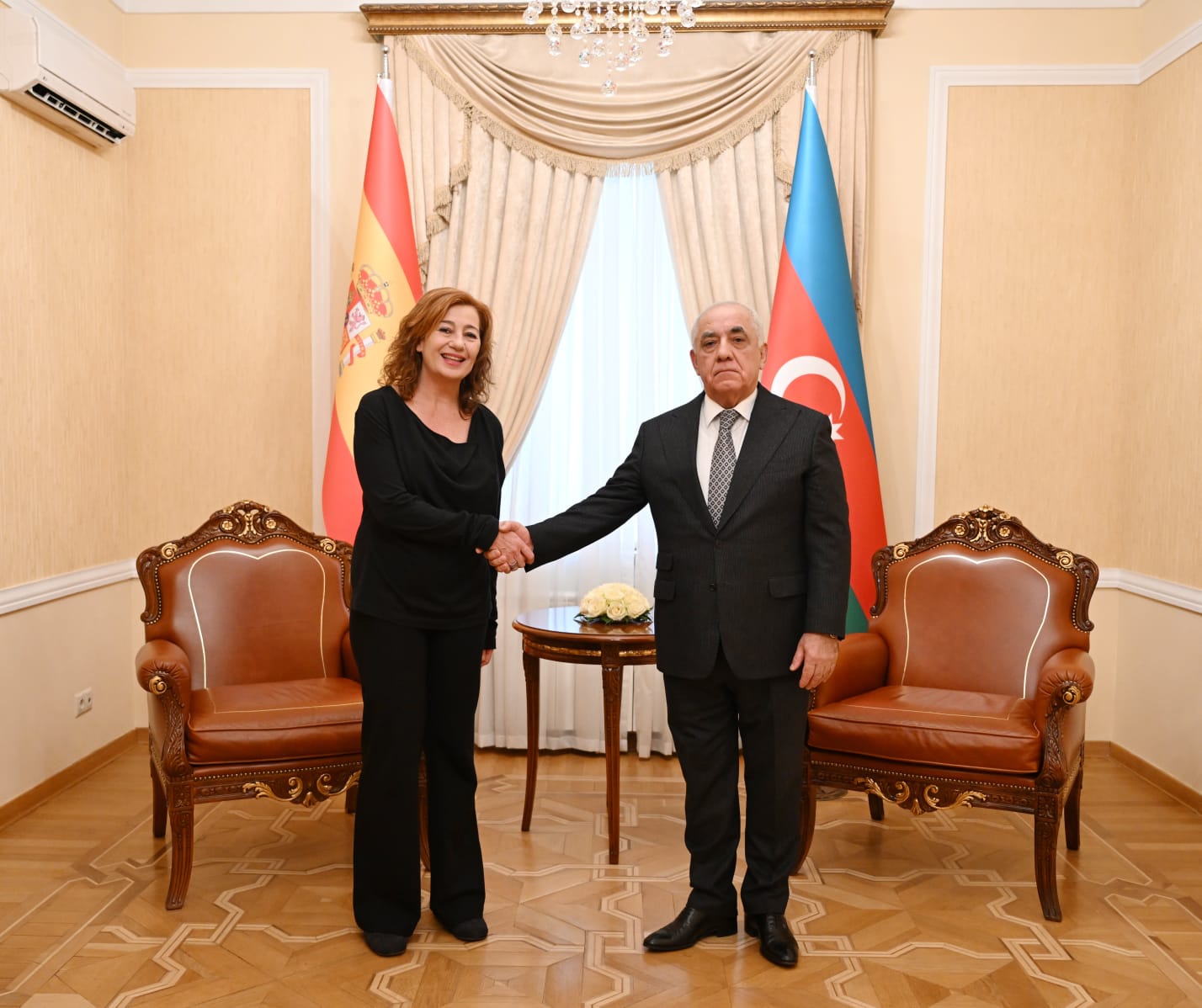 Əli Əsədov İspaniya Deputatlar Konqresinin sədri ilə görüşüb - FOTO