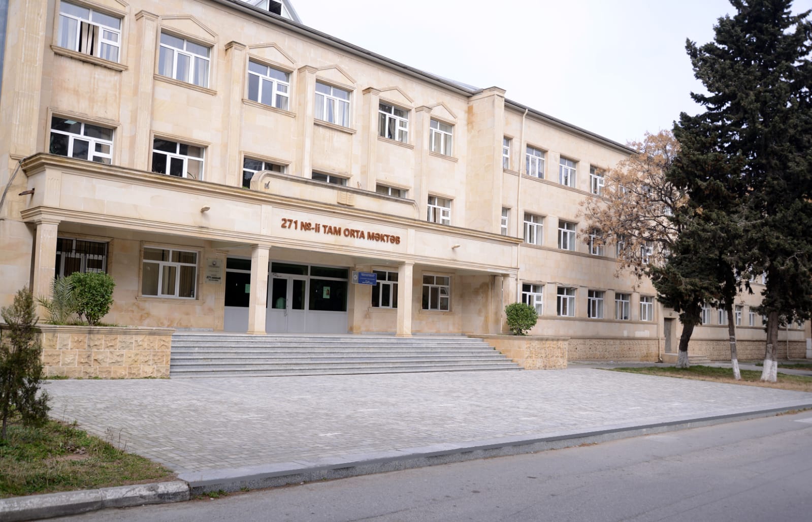 Məktəblərdə qış tətilinin vaxtı açıqlanıb