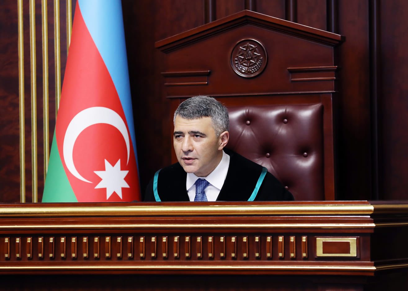Ali Məhkəmə Plenumunun 2025-ci ilin yekunlarına həsr olunmuş iclası keçirilib - FOTO
