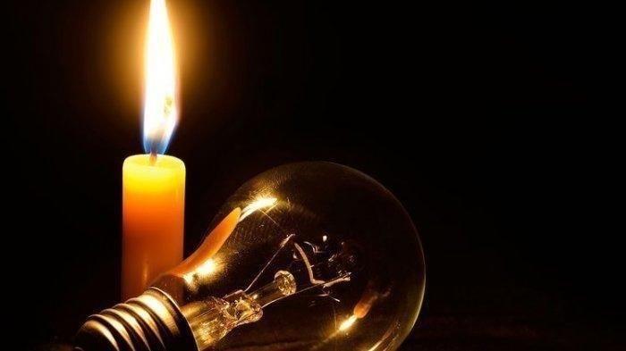 ABŞ-də qasırğa nəticəsində 230 min ev elektriksiz qaldı