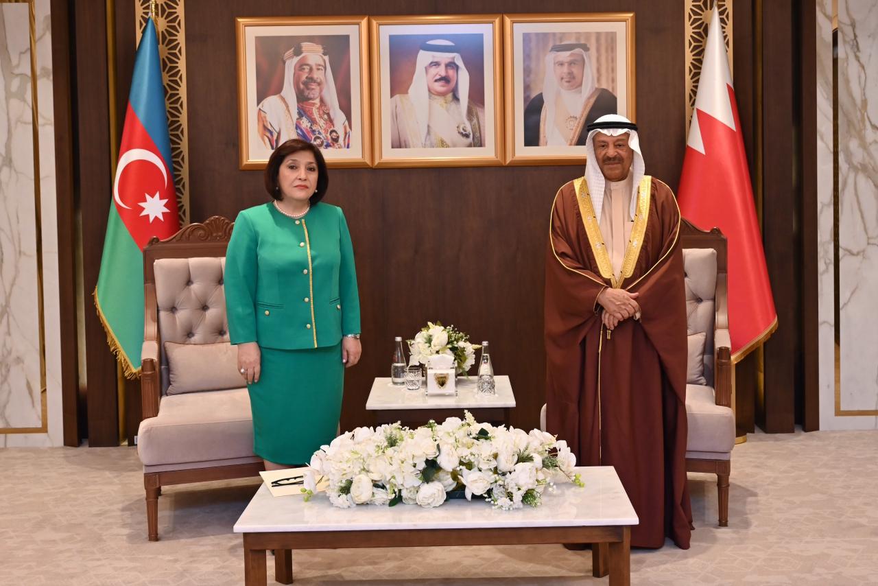 Sahibə Qafarova Bəhreyn Krallığı Şura Məclisinin sədri ilə görüşüb