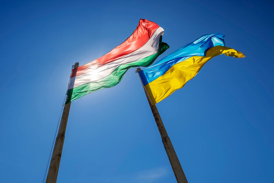 Ukrayna səfiri Macarıstan XİN-ə çağırıldı
