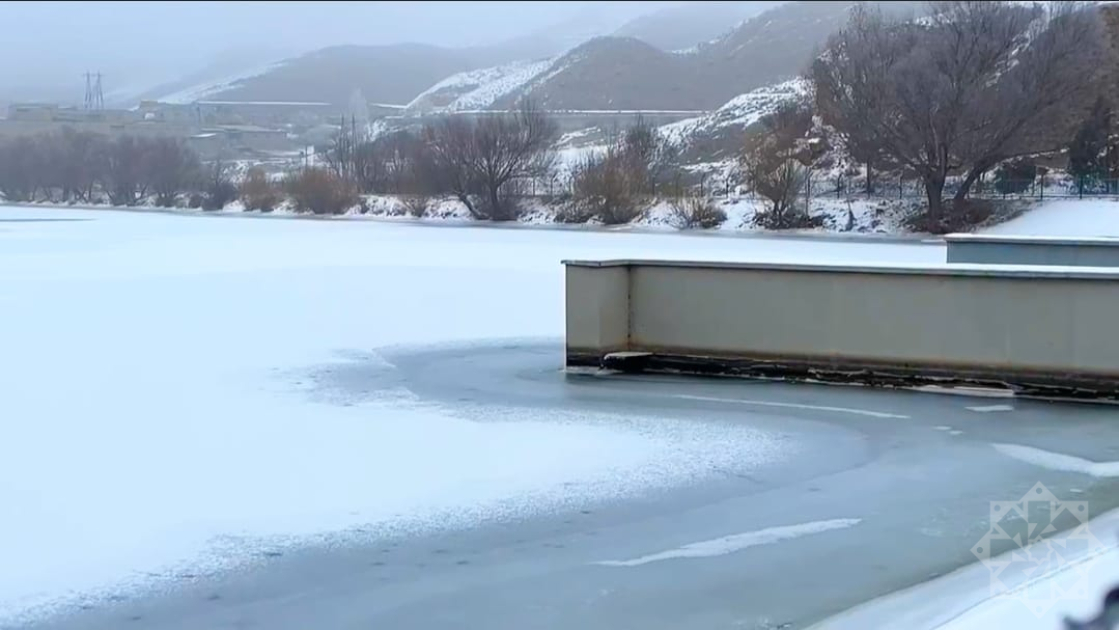 Arpaçay su anbarının səthi donub - FOTO