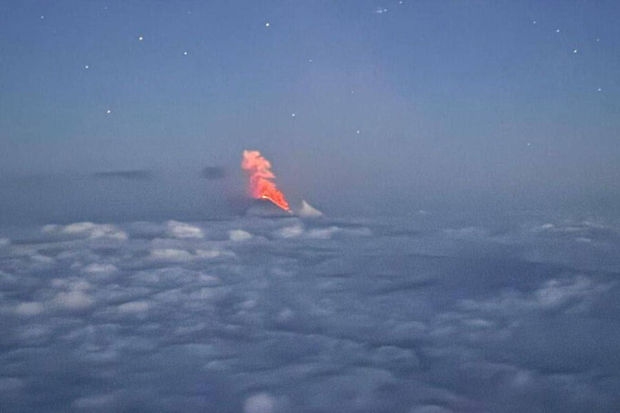 İndoneziyada Semeru vulkanı püskürüb