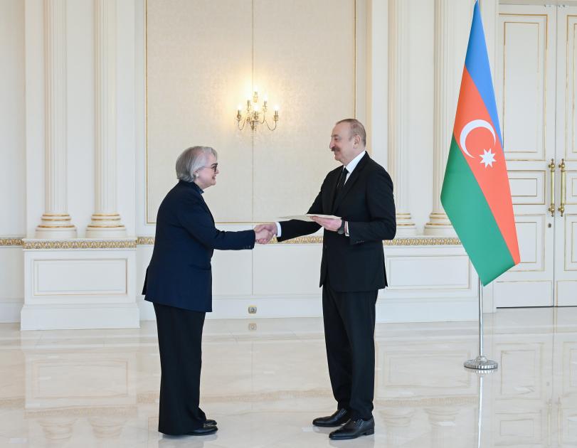 İlham Əliyev Avstraliyanın yeni səfirinin etimadnaməsini qəbul edib - YENİLƏNİB