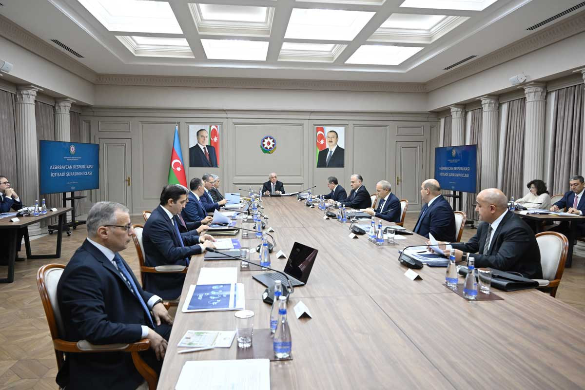 İqtisadi Şuranın iclası keçirilib