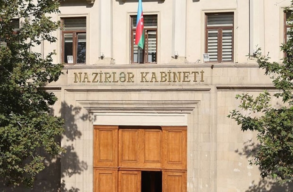 Xüsusi icra məmurunun vahid geyim forması təsdiqlənib