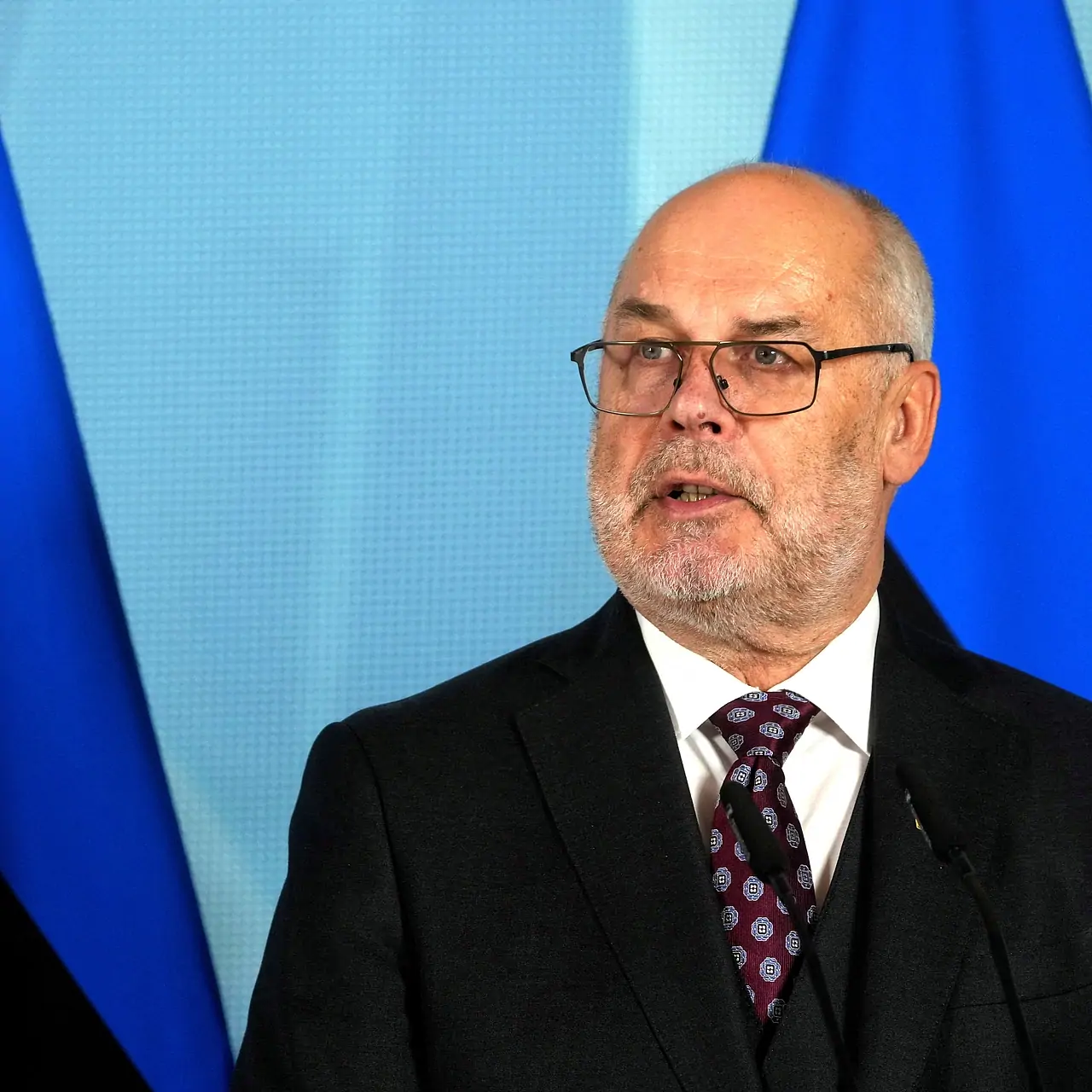 Estoniyada prezident və baş nazir arasında Rusiya ilə bağlı fikir ayrılığı yaranıb