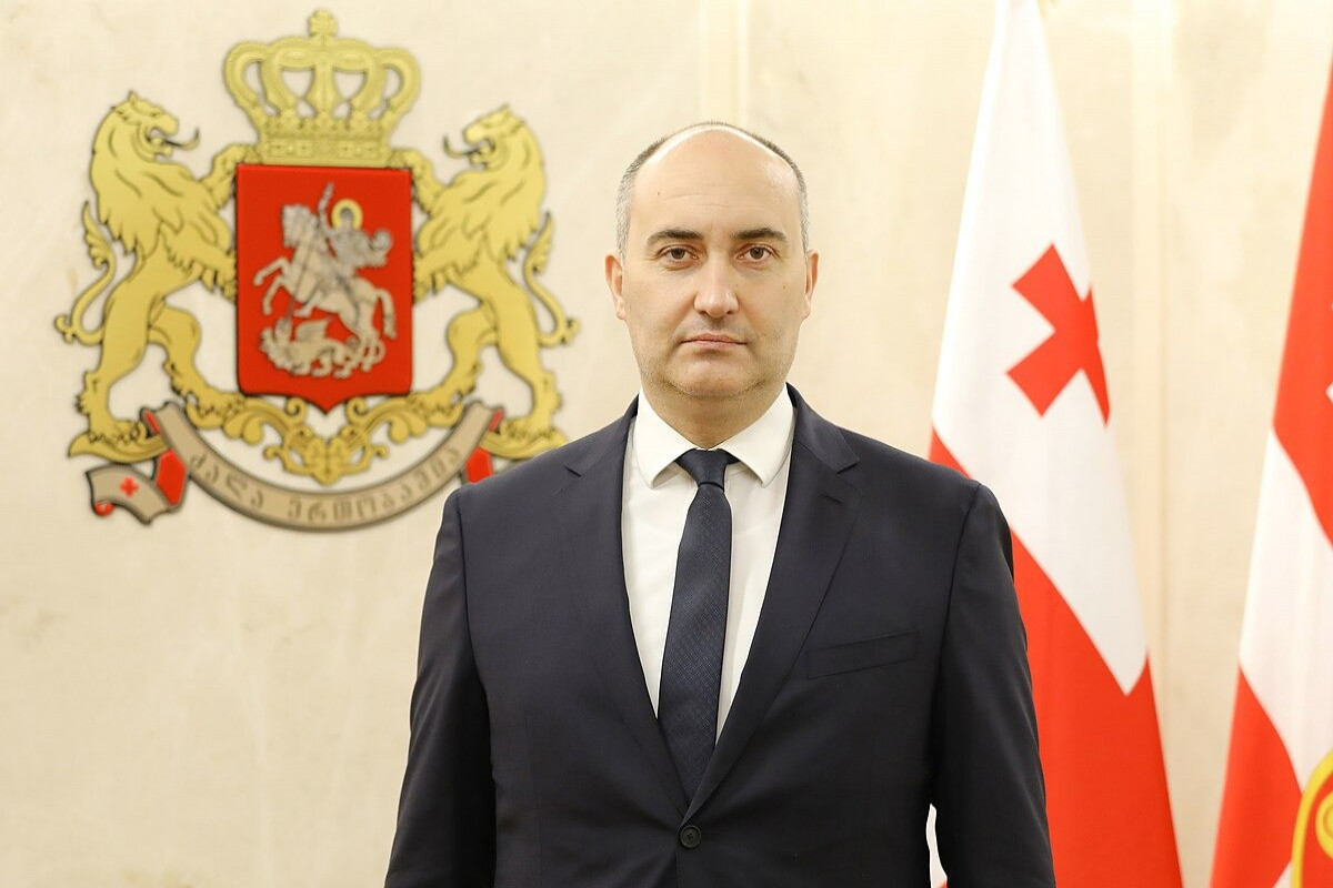 Gürcüstanın sabiq müdafiə naziri növbəti dəfə həbsdə saxlanıldı